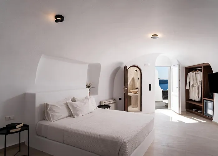 إناليون سويتس 4*