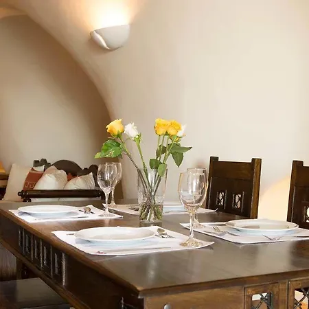 Enalion Affittacamere Oia (Santorini)