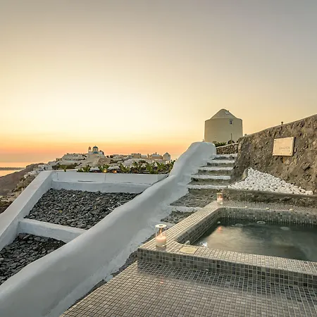 Enalion 4* Oia (Santorini)