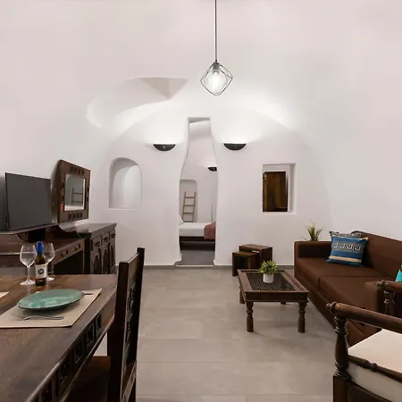 Enalion 4* Oia (Santorini)